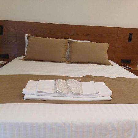 Rentapt Tirana Apartment Bagian luar foto